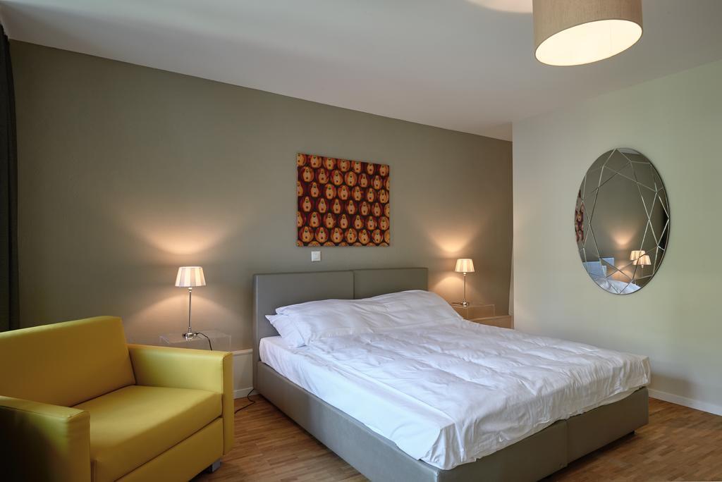 Hotel Hine Adon Friburgo Exterior foto