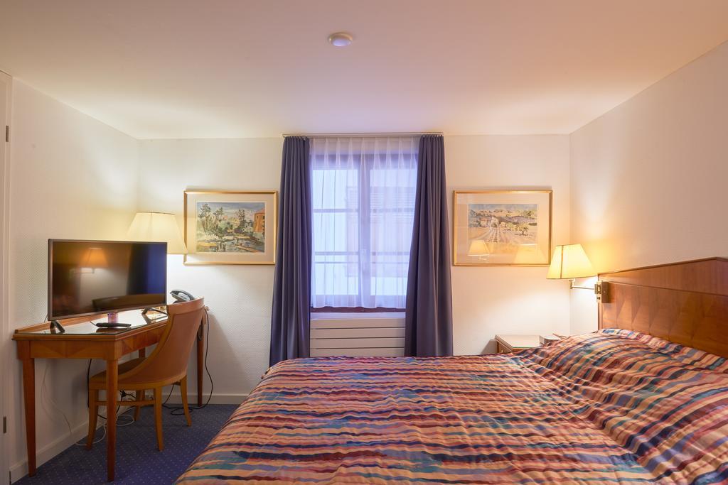 Hotel Hine Adon Friburgo Exterior foto
